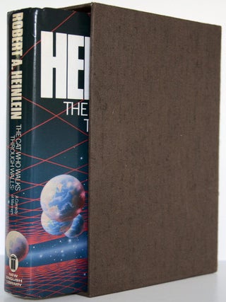 Item #106353 The Cat Who Walks Through Walls. Robert Heinlein