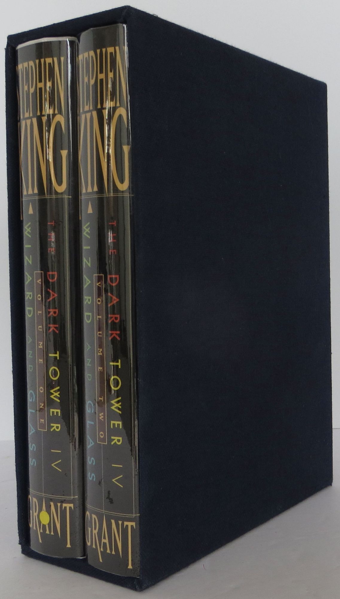 Wizard And Glass By Stephen King (Dark Tower Series #4) - Paperback In Good Used Condition