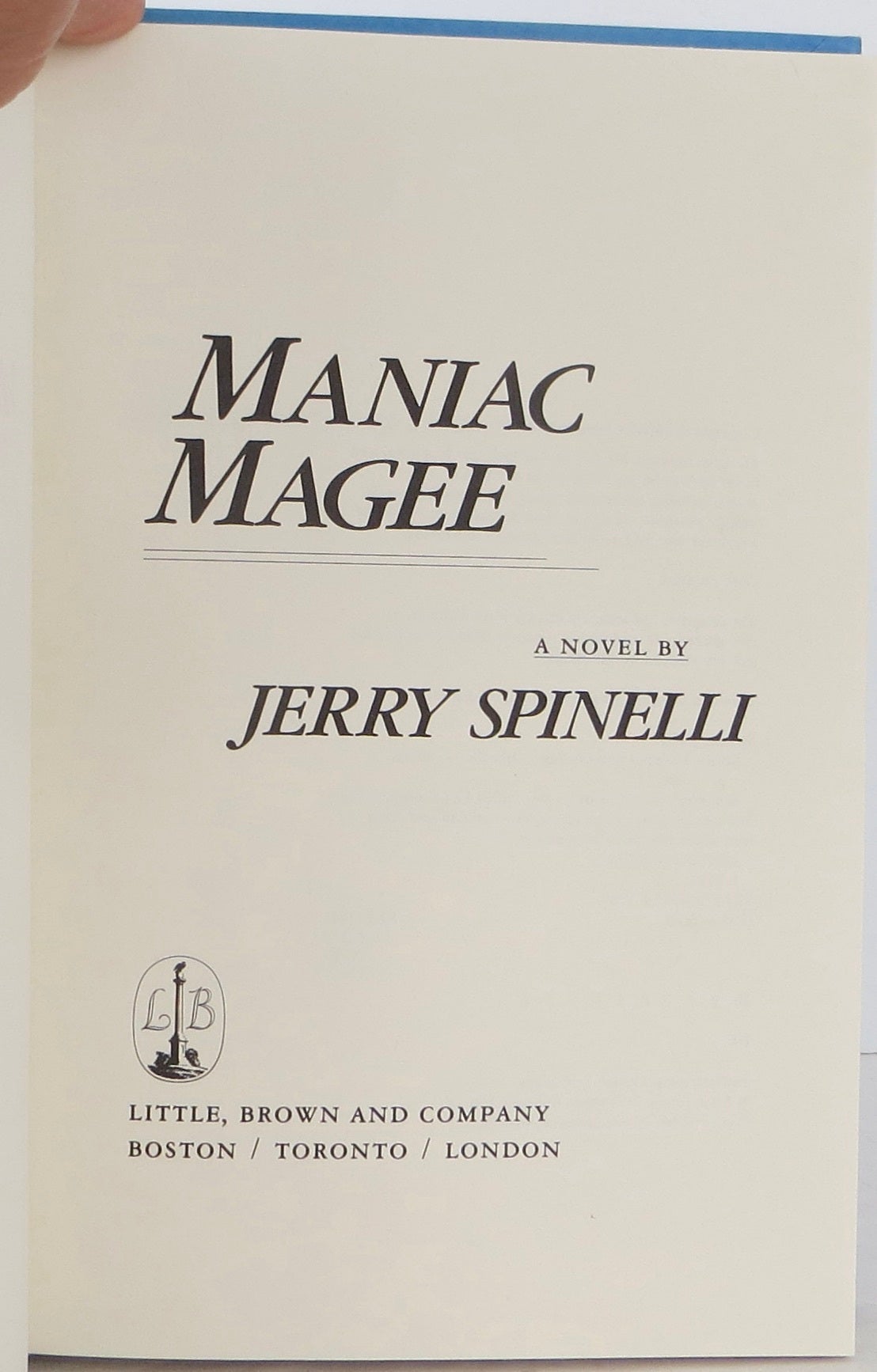 thumbnail image 2 of Maniac Magee By Jerry Spinelli - Scholastic Paperback, Good Condition 2 of 5